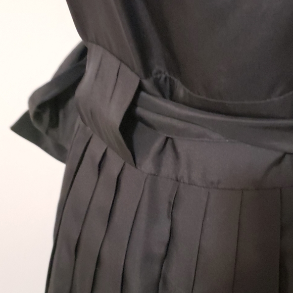 Black silk cocktail dress sz 10 - Picture 4 of 6